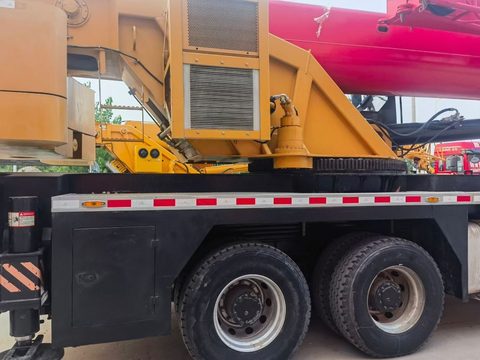 2022 SANY 50 t truck crane