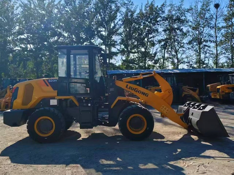 Chargeuse LiuGong 820H