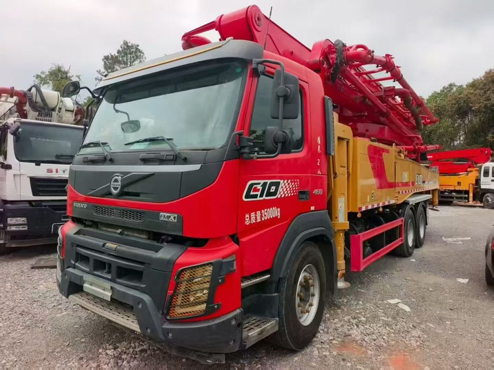 2020 SANY 62 m pump truck · Volvo FMX