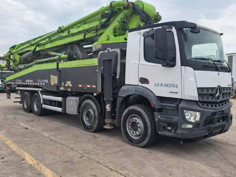 2020 Zoomlion 63 m pump truck · Mercedes-Benz Arctros4143 8*4