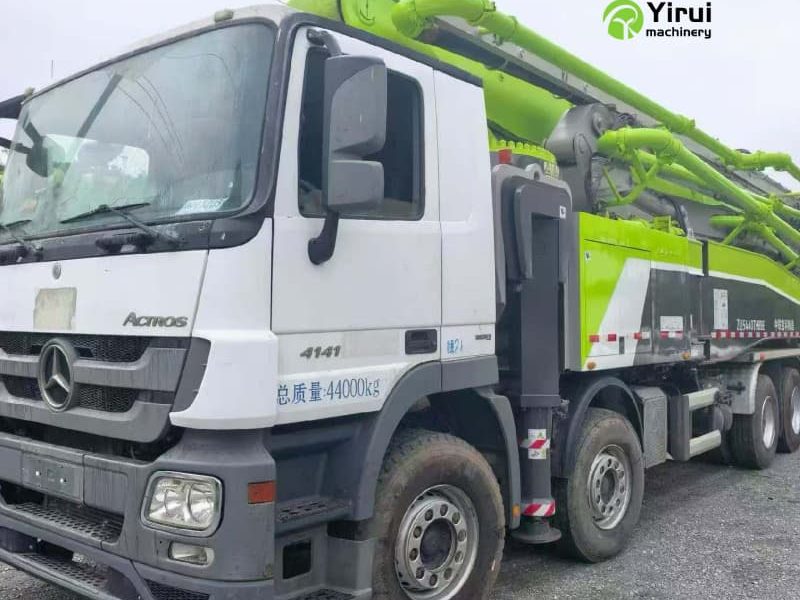 2019 Zoomlion 63 m pump truck · Mercedes-Benz Arctros4143 8*4