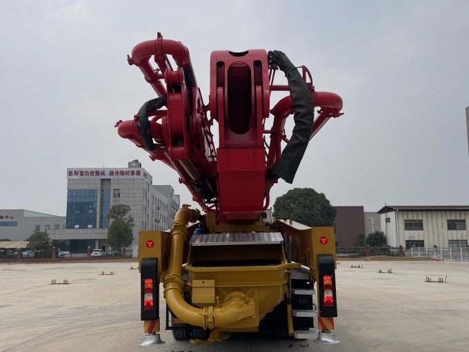 2020 SANY 56 m pump truck · Mercedes-Benz Arocs 4143 8x4