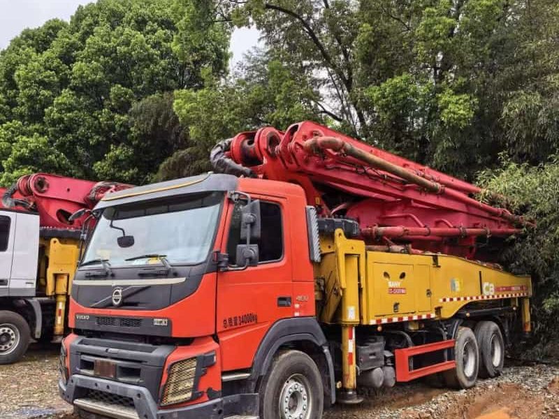 2019 SANY 49 m pump truck · Volvo
