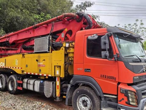 پمپ SANY ۴۹ متر · مدل ۲۰۱۹ (۱۳۹۸) · شاسی Volvo