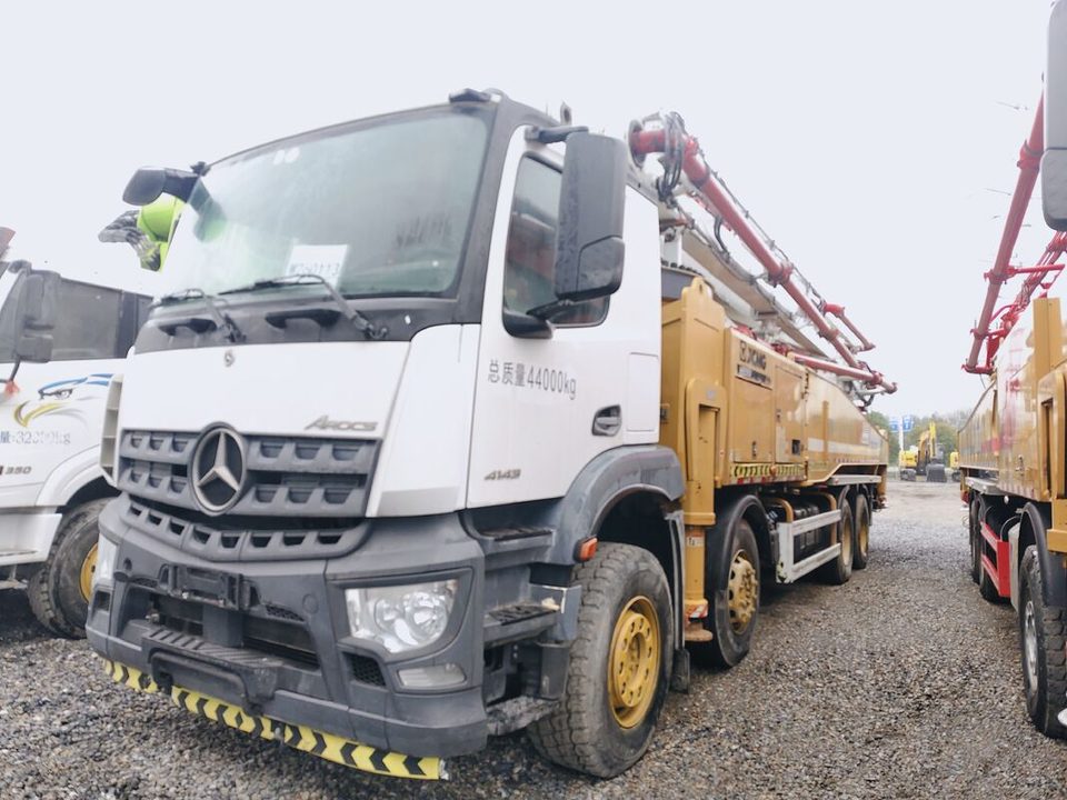 2021 XCMG 58 m pump truck · Benz