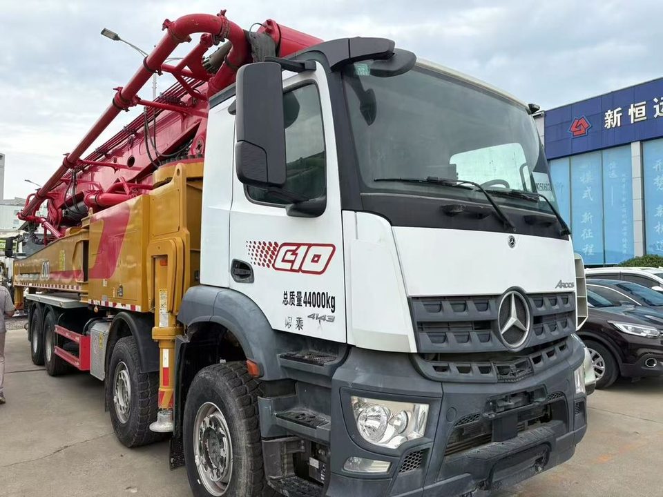 2020 SANY 62 m pump truck ·