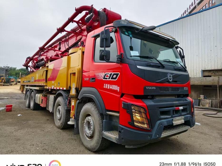 2020 SANY 62 m pump truck · Volvo