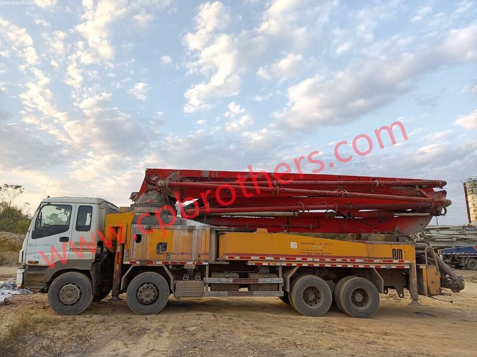 2012 Putzmeister 46 m pump truck · Actros 4141