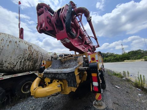 Bomba de concreto SANY 39 m 2022 · Sany