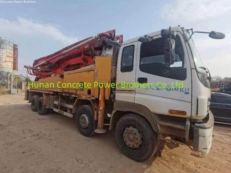 2011 Putzmeister 46 m pump truck ·