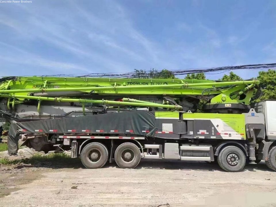 2019 Zoomlion 63 m pump truck ·