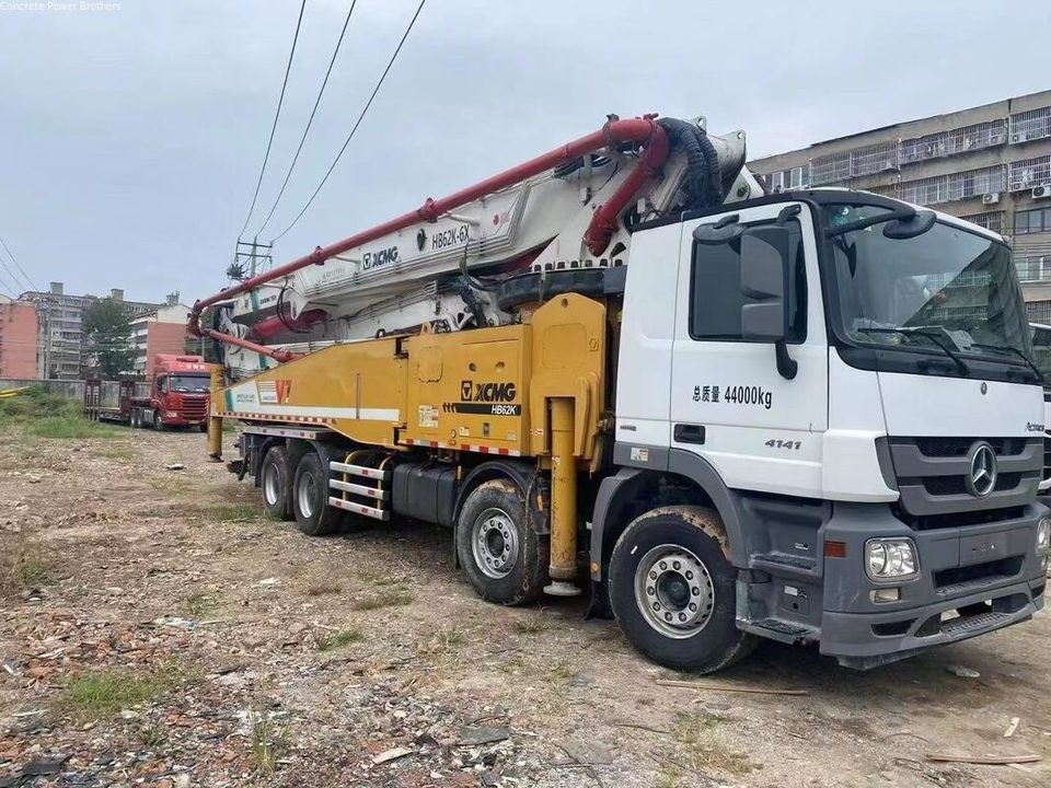 2019 — 62 m pump truck ·