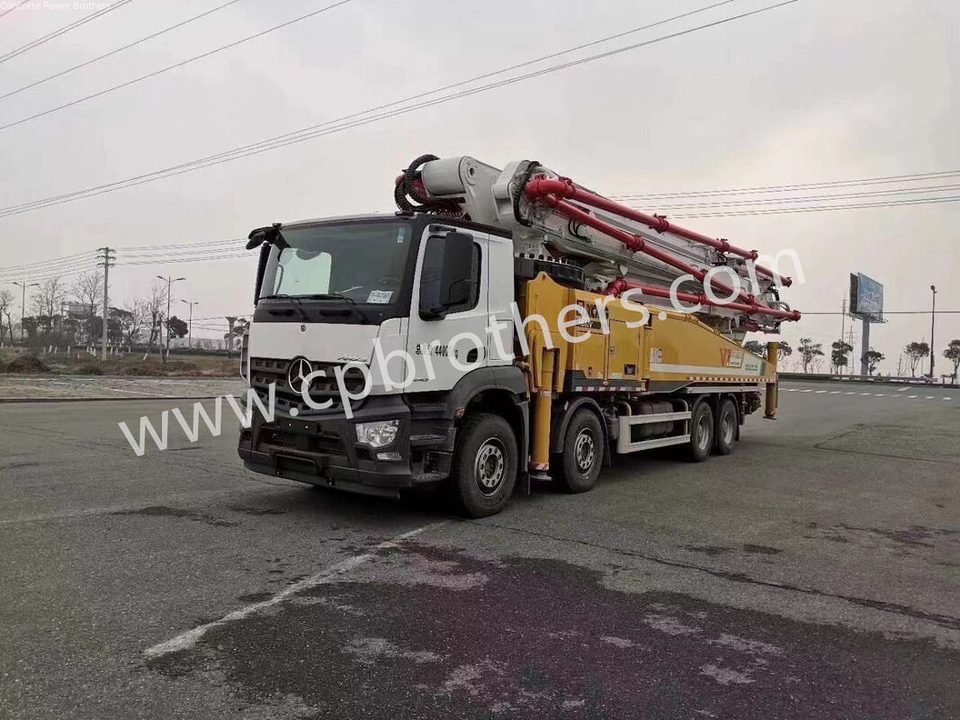 2021 — 62 m pump truck ·
