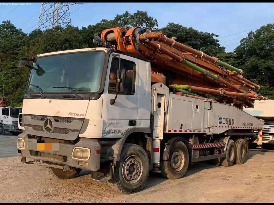 2013 Zoomlion 56 m pump truck ·