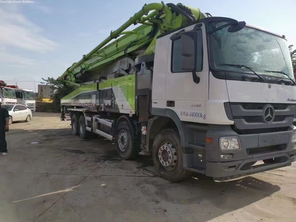 2019 Zoomlion 56 m pump truck ·