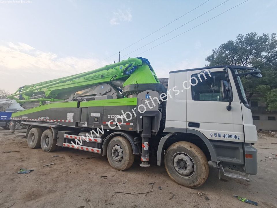 2019 Zoomlion 52 m pump truck ·
