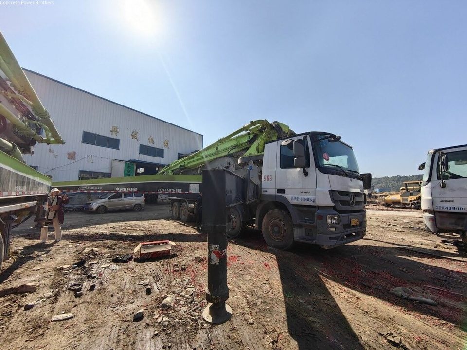 2018 Zoomlion 56 m pump truck ·